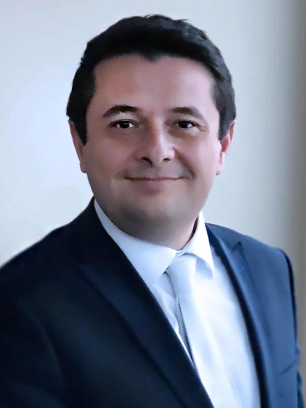 Av. Özgür Demir