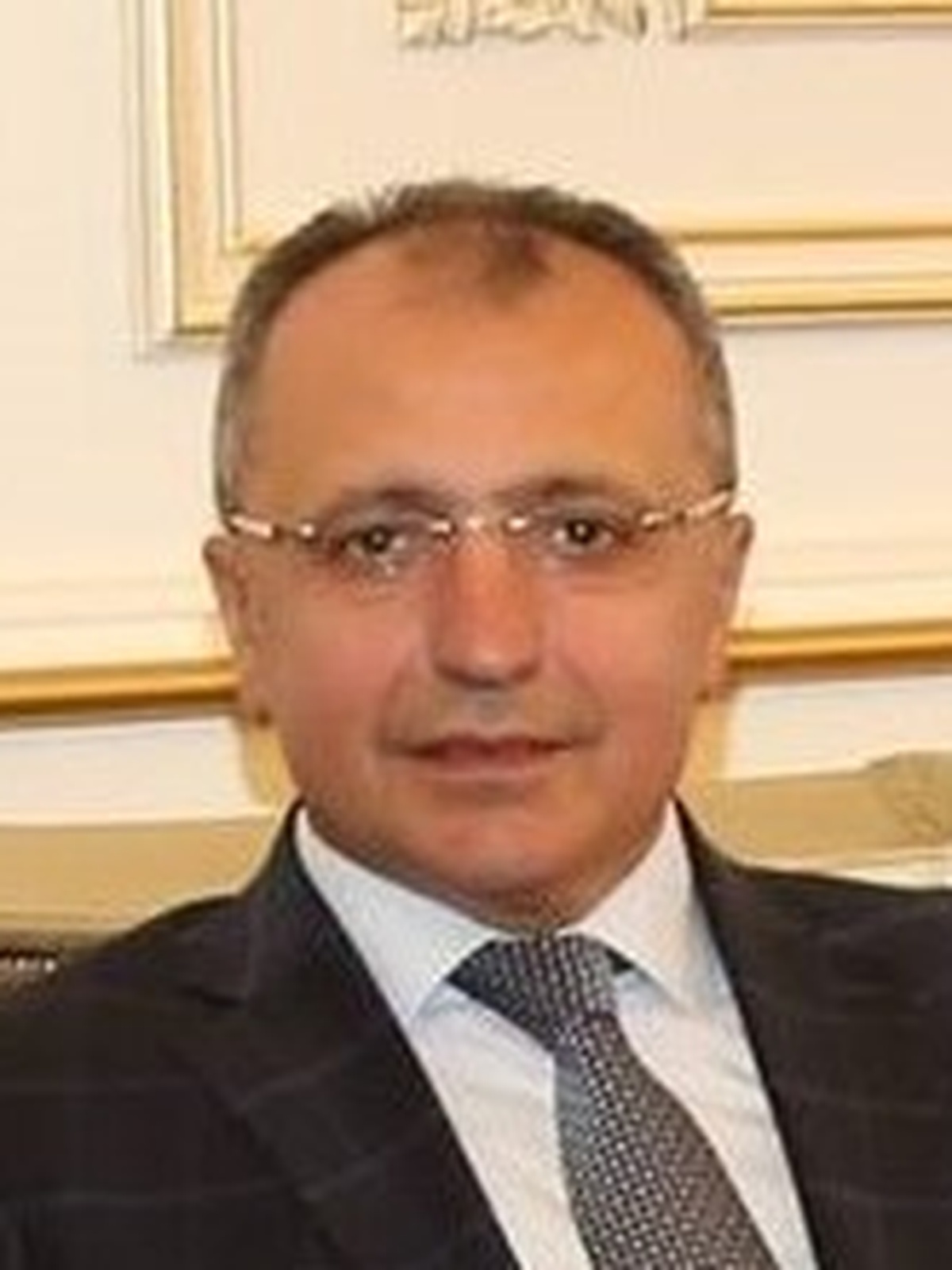 Yüksel ÇELİK