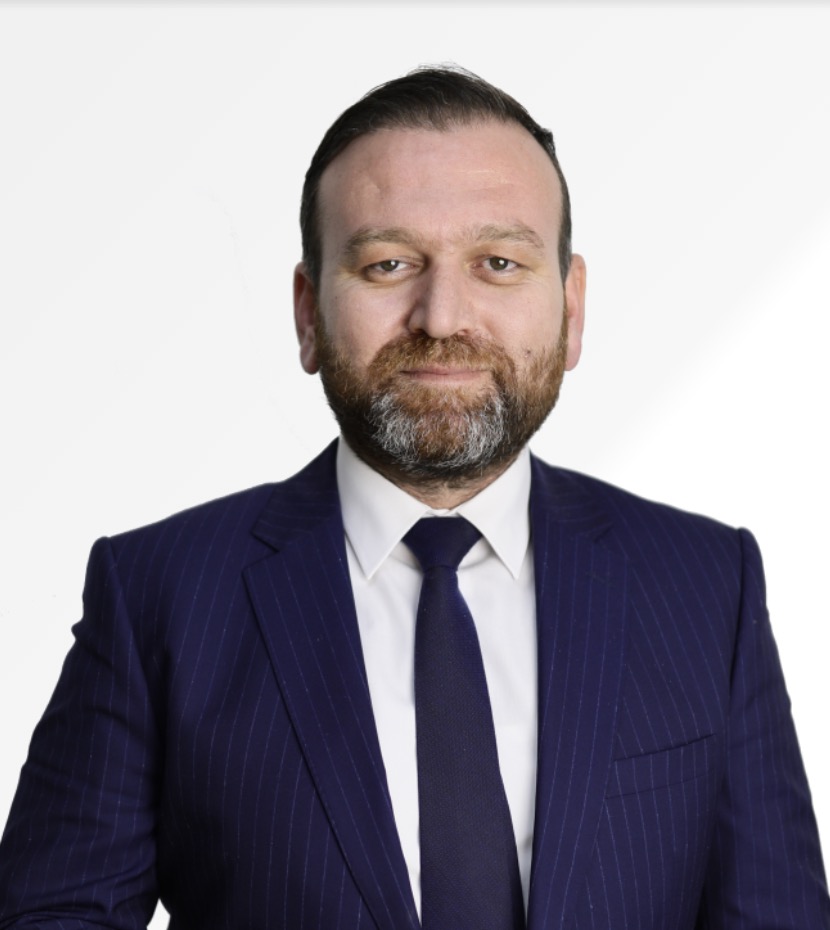 Faik Özcan