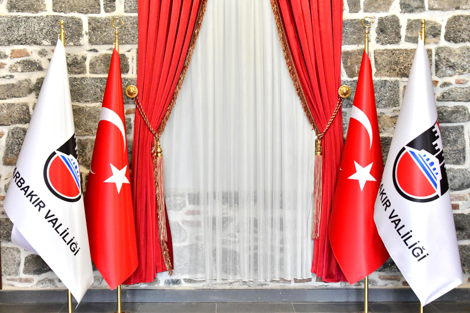 Murat AK