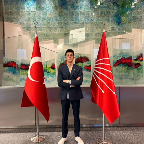 Taha YENİ