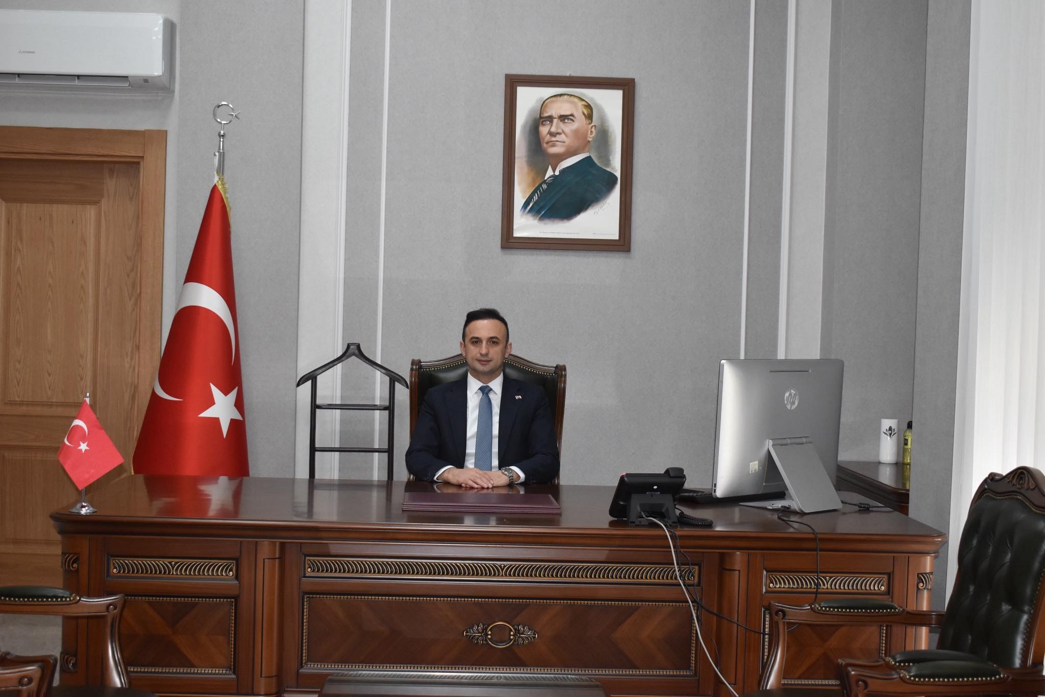 Enis AKDAĞOĞLU
